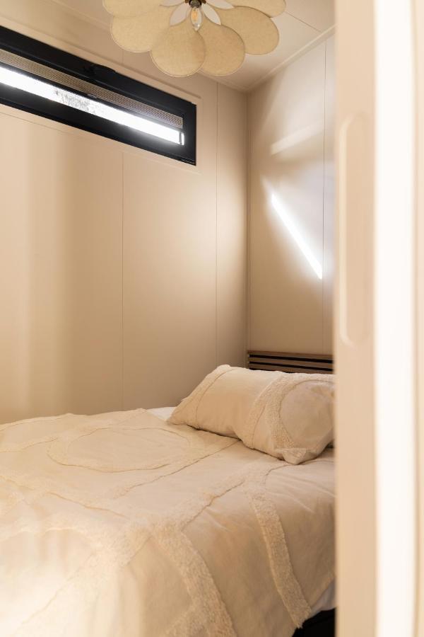 Luxe Tiny House Stec Midden Op De Veluwe In Nunspeet Villa Exterior foto